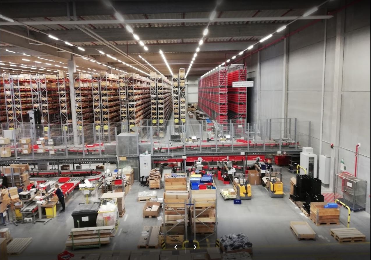 SKLADOVÁ LOGISTIKA A DISTRIBUCE