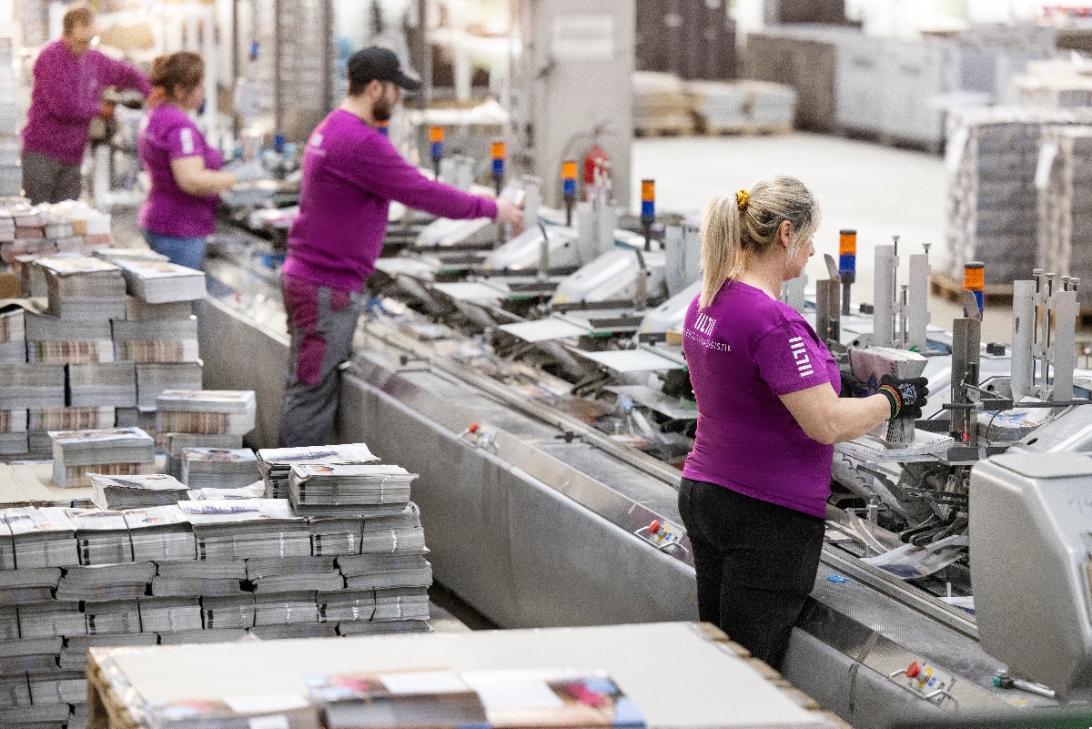240228_Lila_Logistik_BF_7349_43_r-1-1