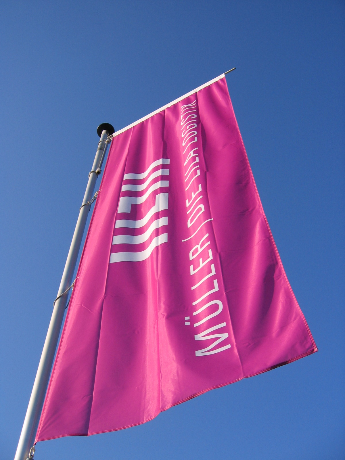 LILA Logistik_Logo-Flagge